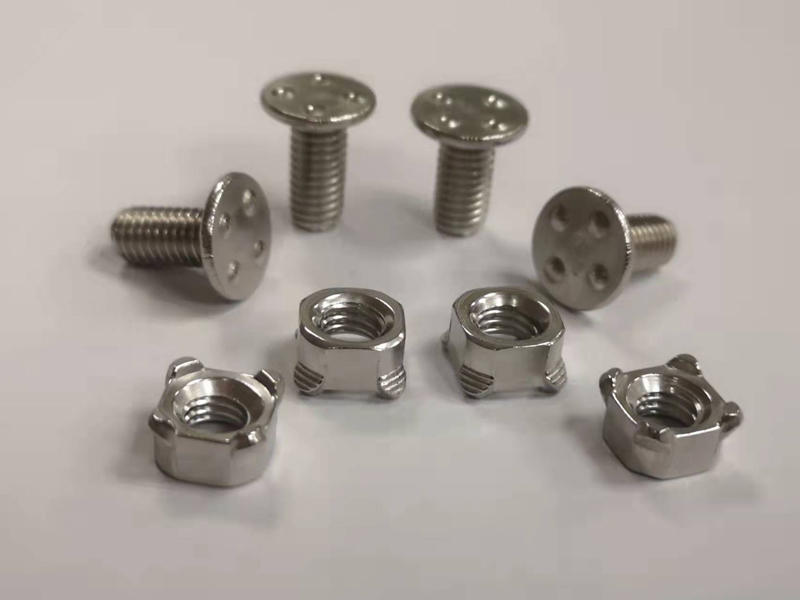 四点焊与四脚方母